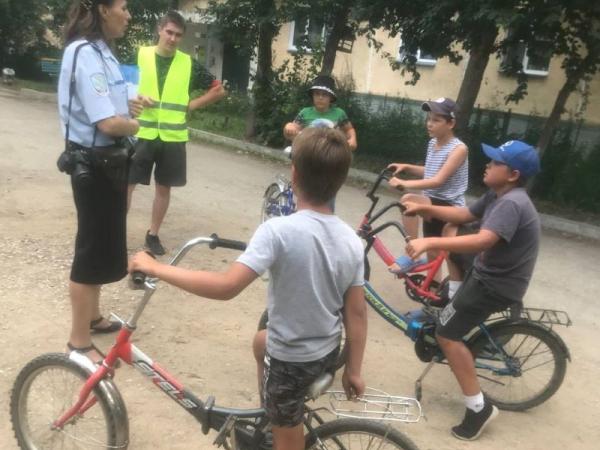 В Чебаркуле "патриоты" помогают полицейским - Южноуралец - Газета