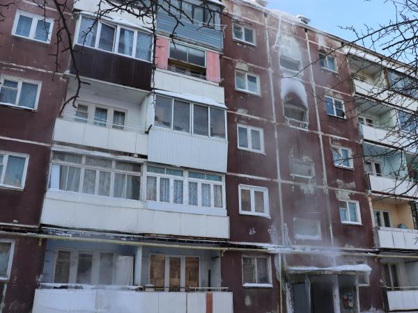 Подвал дома № 32 в поселке Каширинский заливает водой - Южноуралец - Газета