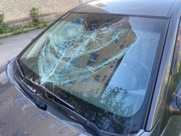 22-летний чебаркулец прыгал по чужой машине - Южноуралец - Газета
