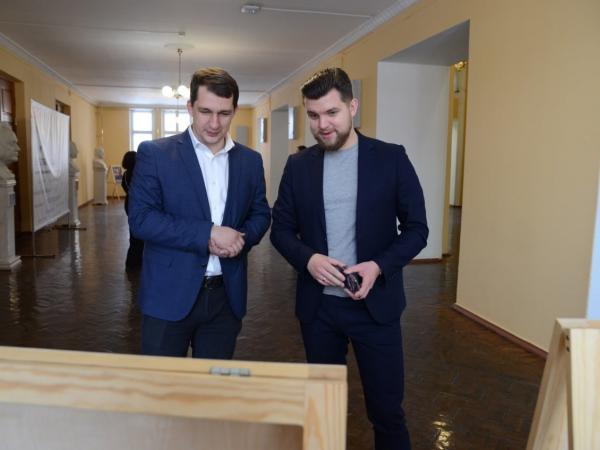 В Челябинске открылась выставка молодых южноуральских ученых - Южноуралец - Газета