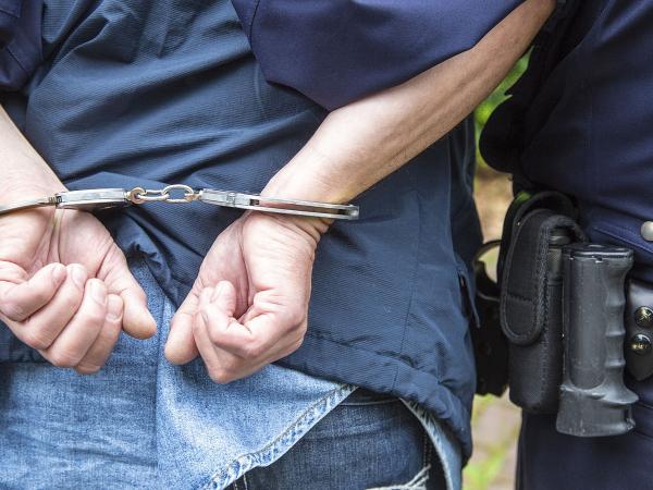 В Чебаркуле полицейские задержали приезжего с героином - Южноуралец - Газета
