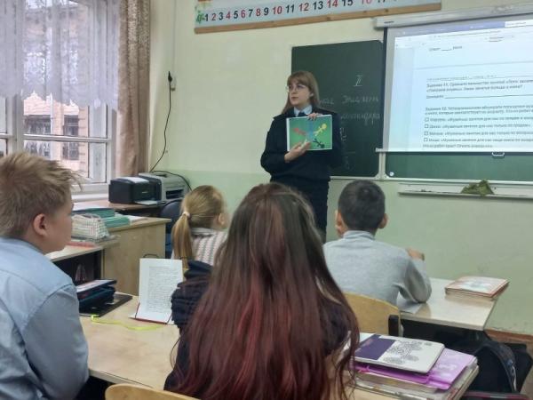 В Чебаркуле сотрудники полиции встретились с учениками школы № 6 - Южноуралец - Газета